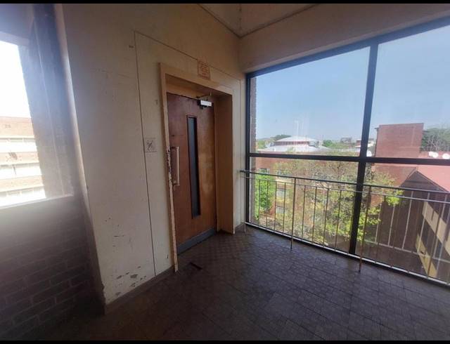 4 BEDROOM APARTMENT FOR SALE IN ARCADIA